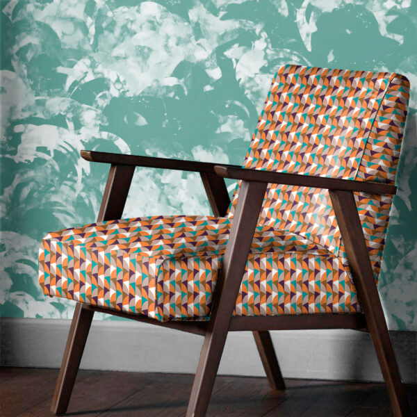 Pattern Terra, colour Bohemian, on chair. Silvis, colour Hope, on wall.